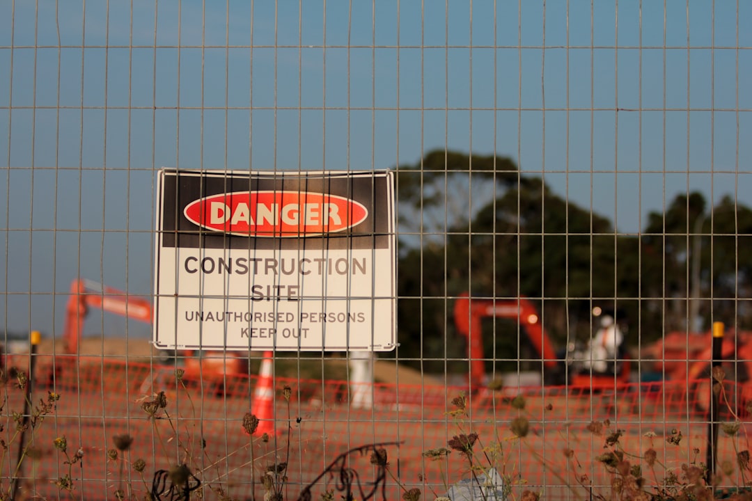 The Ultimate Guide to Construction Safety Signage: Order Yours at Pinn ...